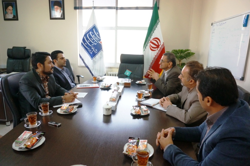 دیدار پیمانکار مرکز داده استان با مدیرکل