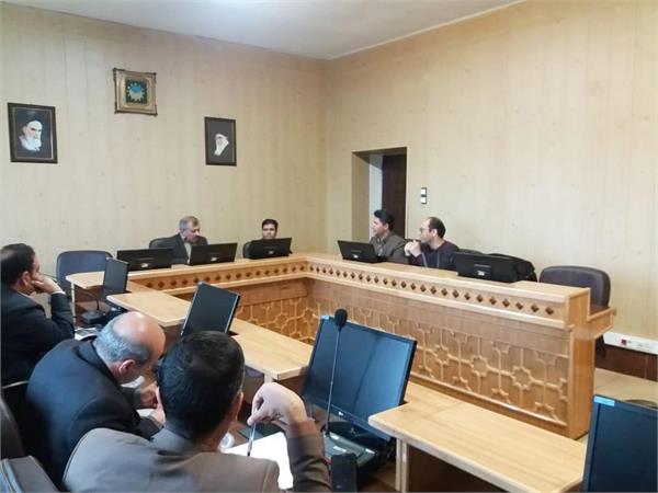 جلسه بررسی مشکلات ارتباطی بخش مرکزی شهرستان ارسنجان برگزار شد