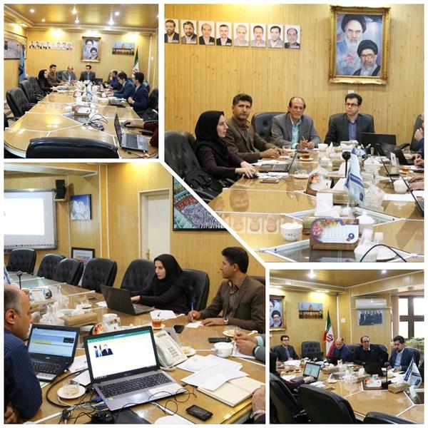بررسی مشکلات ارتباطی شهرستان مرودشت