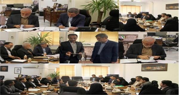 تفاهم نامه تسهیل در اجرای فیبر نوری منازل و کسب و کارها در شیراز به امضا رسید
