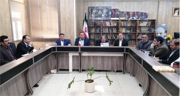 تلاش برای اتصال 12 روستای بالای 20 خانوار باقیمانده شهرستان فسا به شبکه ملی اطلاعات تا پایان سال