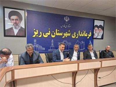بررسی و ارزیابی چالش‌های ارتباطی نی‌ریز؛ از توسعه فیبر نوری تا رفع نقاط کور جاده‌ای ،شهری و روستایی