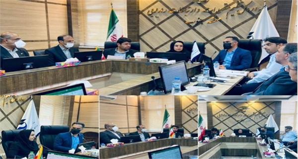 مشکلات ارتباطی شهرستان آباده بررسی شد