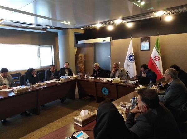 جلسه هسته مدیریت، خدمات و گردشگری شورای پژوهشی استان فارس در اتاق بازرگانی، صنایع، معادن و کشاورزی فارس برگزار شد.