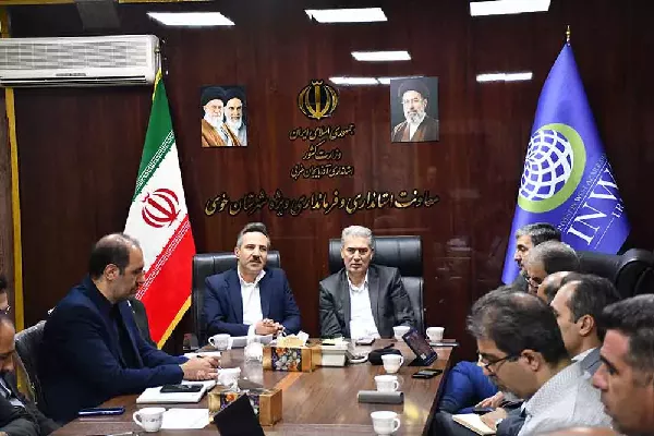 توسعه پوشش ارتباطی مسیر پایانه مرزی خوی- رازی با احداث ۵ سایت جدید