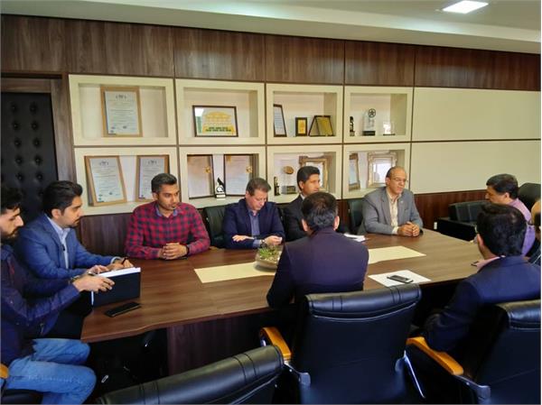 انجام توافقات لازم برای تامین برق سایت های ارتباطی استان