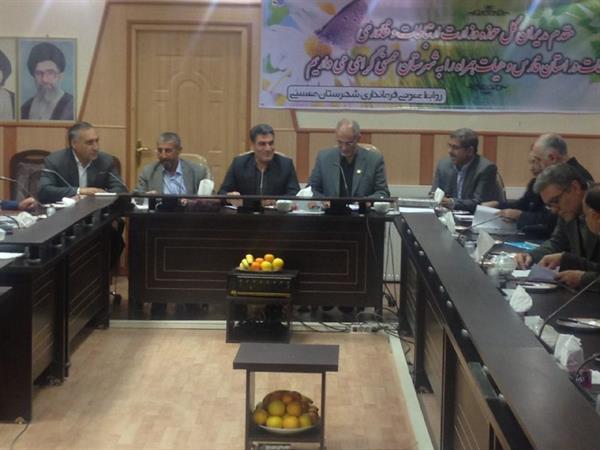 جلسه بررسی مسائل و مشکلات حوزه زیرساخت های ارتباطی شهرستان ممسنی در محل فرمانداری این شهرستان