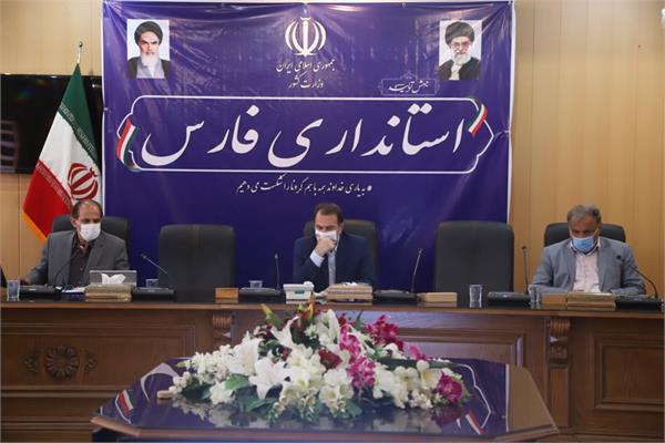 دستگاهها، اجرای پروژه های ارتباطی استان را تسهیل کنند