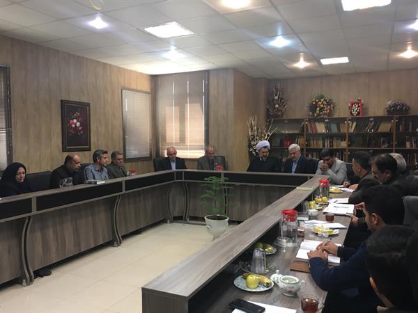 جلسه بررسی مسائل و مشکلات زیرساختهای ارتباطی شهرستان فسا