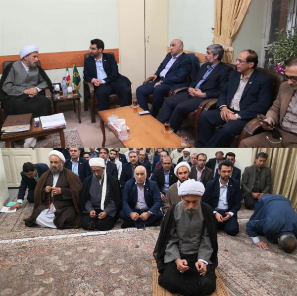 دیدار آذری جهرمی وزیر ارتباطات و فناوری اطلاعات با حجت الاسلام والمسلمین دژکام نماینده ولی فقیه در استان فارس و امام جمعه شیراز