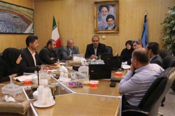 با حضور مدیرکل ارتباطات و فناوری اطلاعات استان فارس، مشکلات ارتباطی شهرستان مهر مورد بحث و بررسی قرار گرفت.