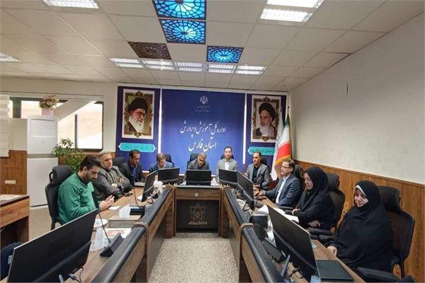 بهره گیری از ظرفیت های زیرساخت ارتباطی برای تقویت آموزش مجازی در استان فارس