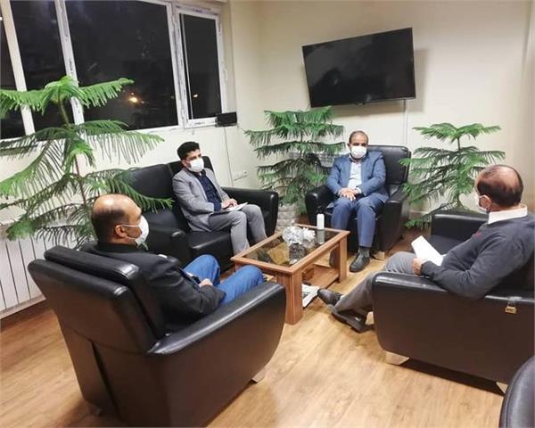 بررسی روند پیشرفت پروژه های حوزه ارتباطات در شهرستان های داراب و زرین دشت